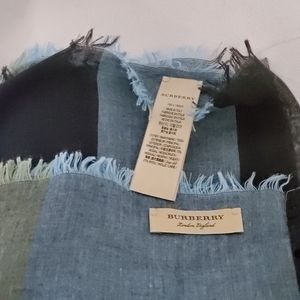 Burberry Relaxed Mega Check Scarf